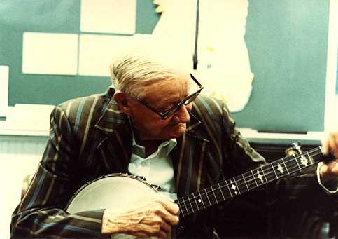 Tommy Jarrell and banjo at Beulah School, 1980