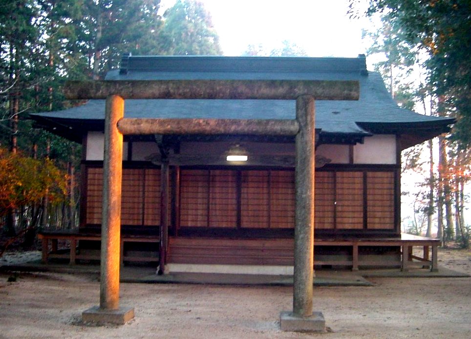 Aiki Jinja in the morning.