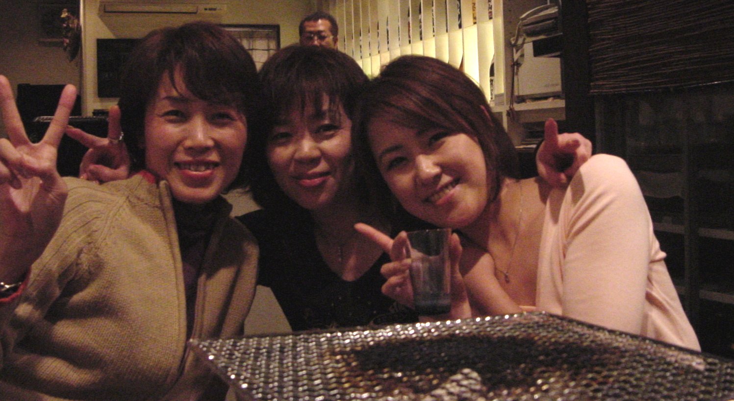 Satoe, Ayako, & Mayumi -11-06mar21.jpg 