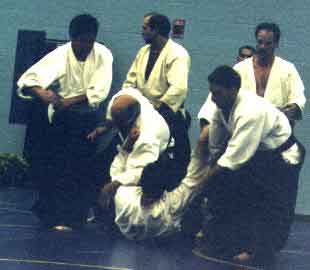 Bad mistake - Sitting down with five people attacking